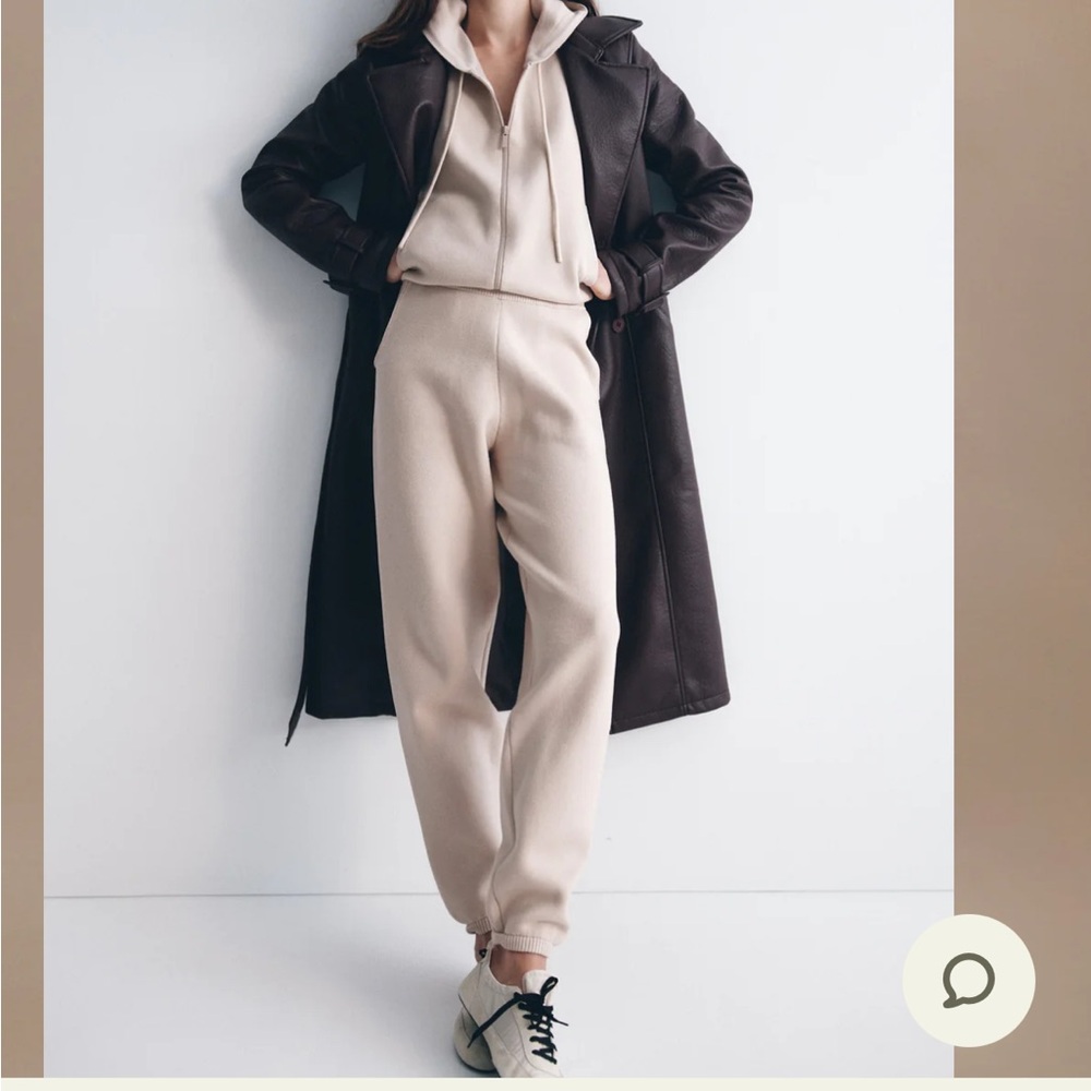 Meshki Tan Sweatpants Relaxed Fit Joggers